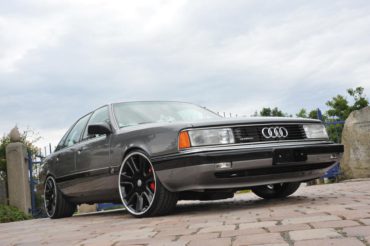 Audi 200 обзор