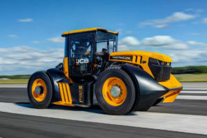 JCB Fastrac Traktor Geschwindigkeitsrekord Elvington Airfield York 100 mph