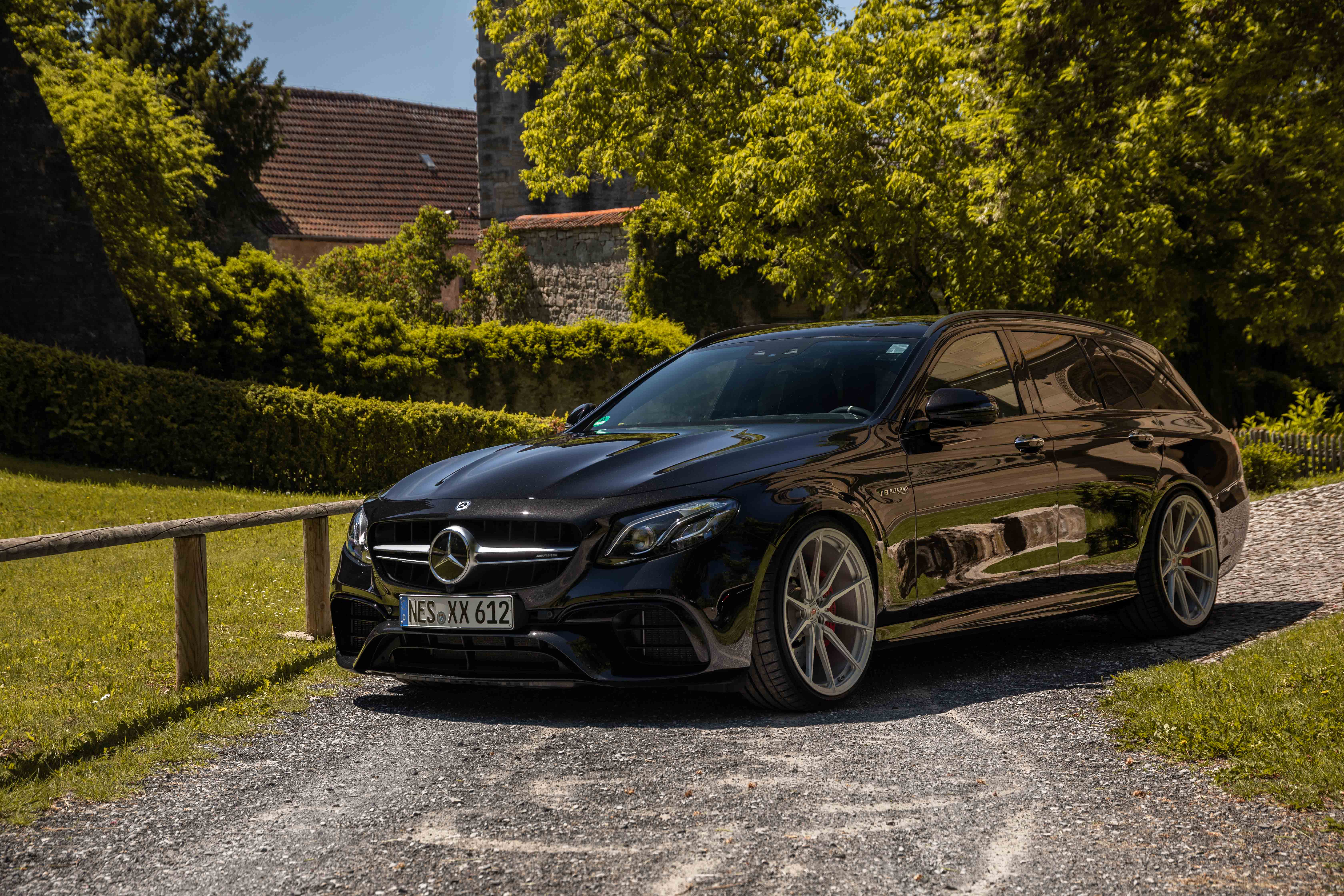 E63 w213. Мерседес e 63 АМГ 2019. Мерседес Бенц e63 AMG w213. Мерседес е63 АМГ 2019. Мерседес е класс АМГ 63 S.