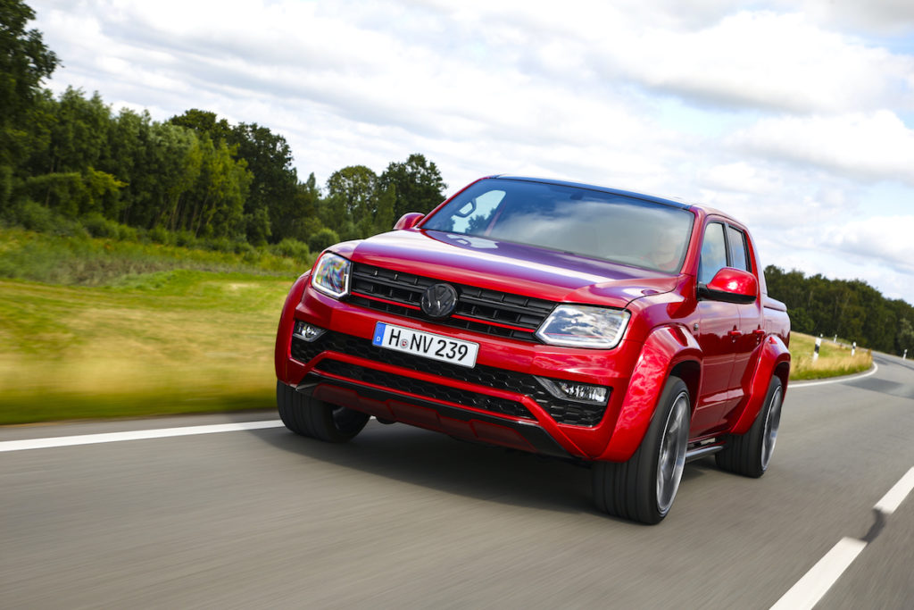 Studie Einzelstück VW Nutzfahrzeuge Red Amarok Pick-up Tuning V6 TDI Diesel Leistungssteigerung Tieferlegung Airride Luftfahrwerk OZ-Felgen Lackierung Innenraum-Veredlung
