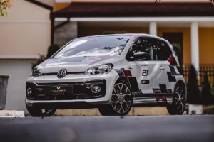 VW up! GTI Tuning Veredlung Folierung Innenraum Interieur Cockpit Vilner Garage Sofia Bulgarien