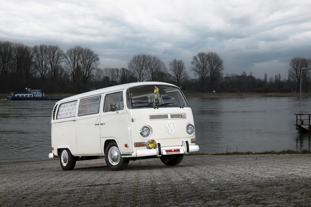 VW Bus T2a / Westfalia Campmobil 70 Tin Top 