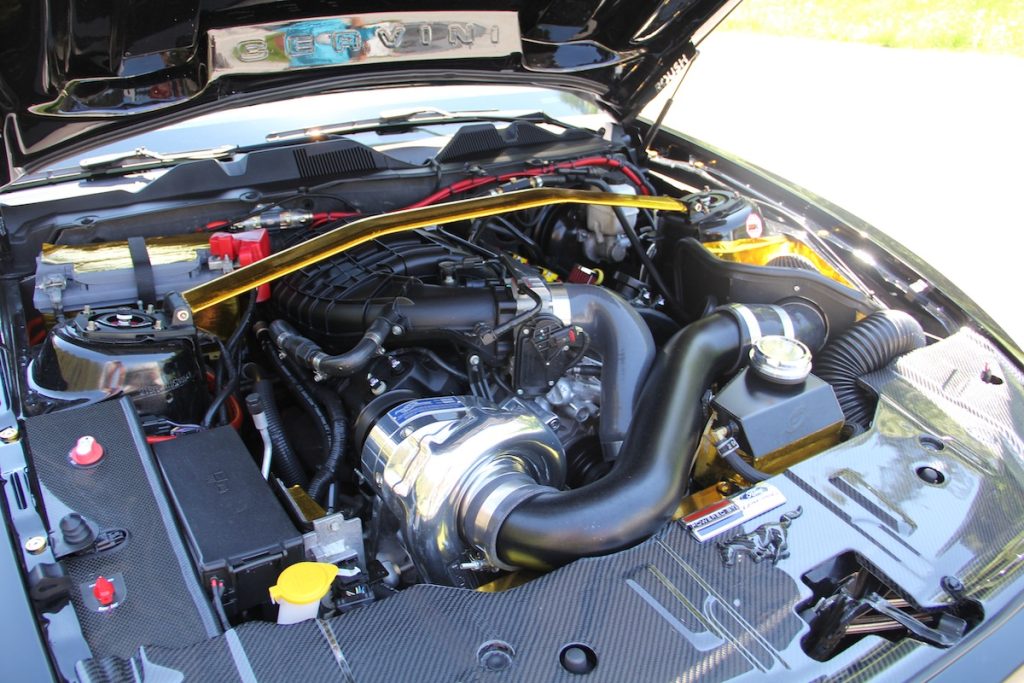 Ford Mustang V6 Coupé S197 Kompressor-Aufladung Leistungssteigerung Luftfahrwerk Airride Bremsanlage Bodykit Innenraum-Veredelung Hifi-Anlage