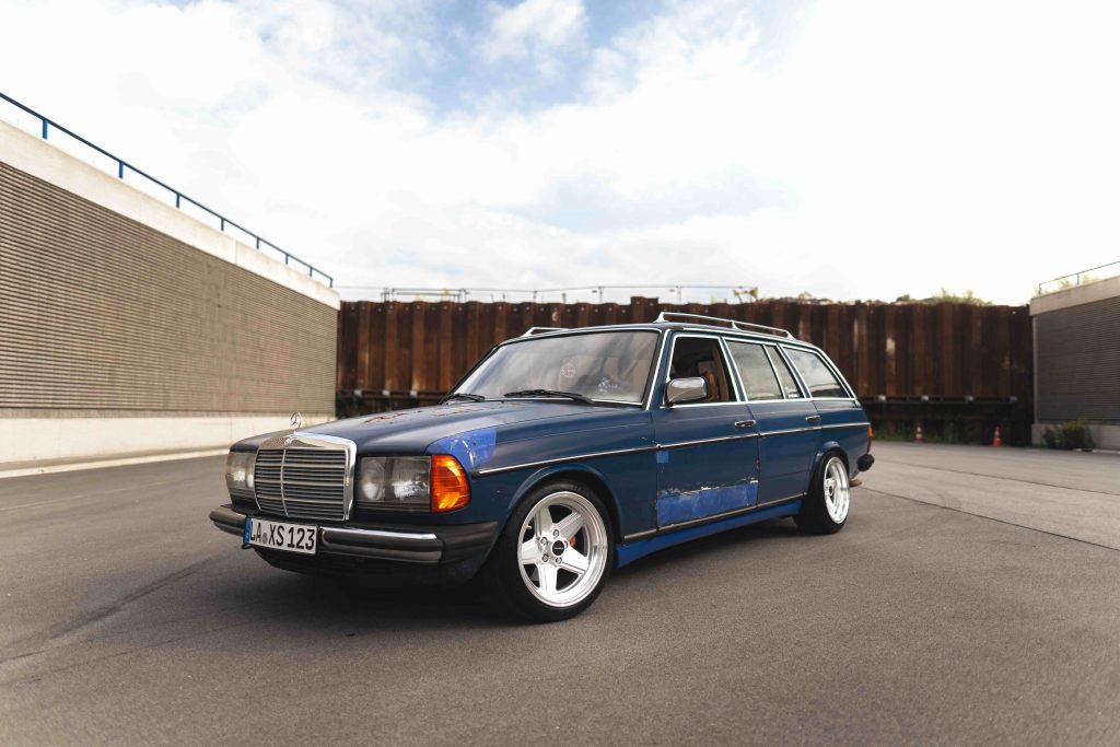 Klassik, Mercedes-Benz S123 230 TE von Huber`s Garage