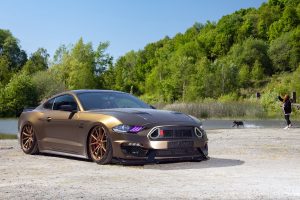 Ford Mustang GT Coupé LAE S550 Tuning Tieferlegung Airride Luftfahrwerk Felgen Bodykit Innenraum-Veredelung