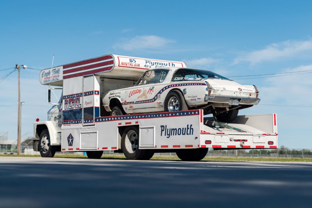 Dodge C-500 Truck 1965 Plymouth Barracuda Drag Racer 1966 Gespann Duo US-Cars Leggin it