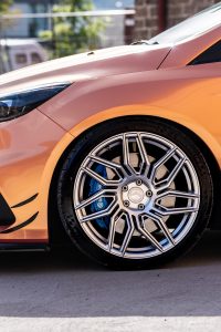 Focus RS auf Barracuda Dragoon-Felgen