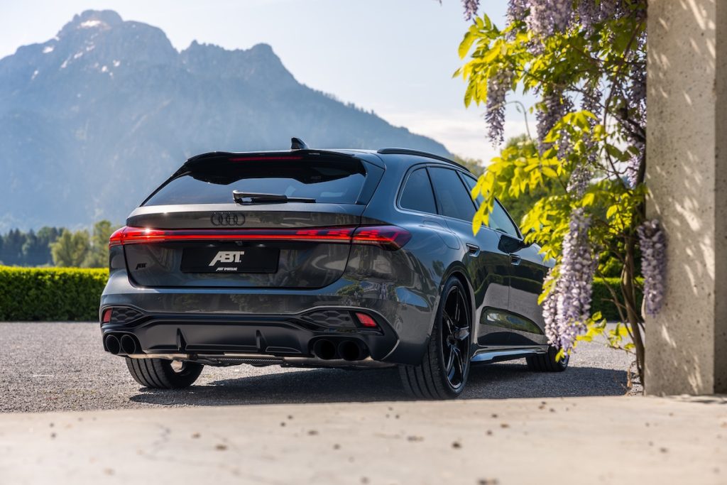 ABT Sportsline Audi S5 Avant Tuning Bodykit Felgen Leistungssteigerung Fahrwerk Innenraum-Veredelung