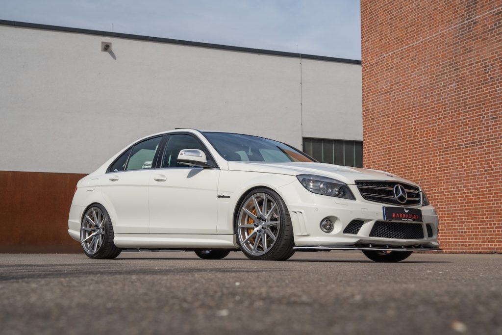 Barracuda Racing Wheels Ultralight Project 2.0 Mercedes W204 C 63 AMG Tuning Felgen Tieferlegung Überrollbügel Topmodell Mittelklasse Achtzylinder