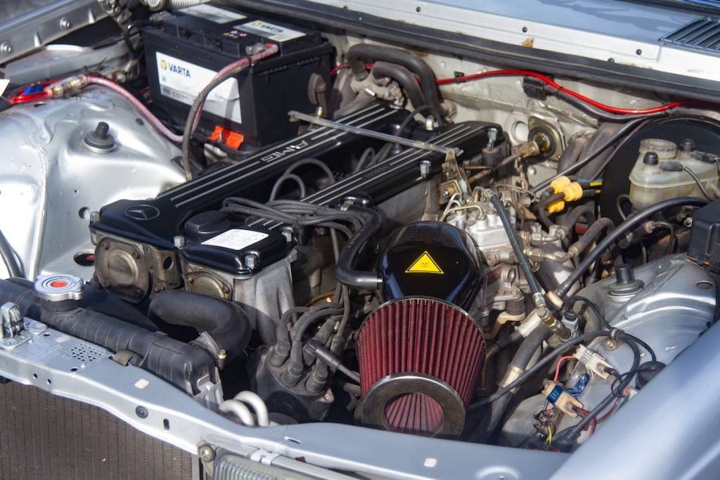Mercedes-Benz C123 280 CE Tuning Leistungssteigerung Fahrwerk Bremsanlage Felgen Karosserie- Individualisierung Innenraum-Veredelung Klassiker Oldtimer Coupé