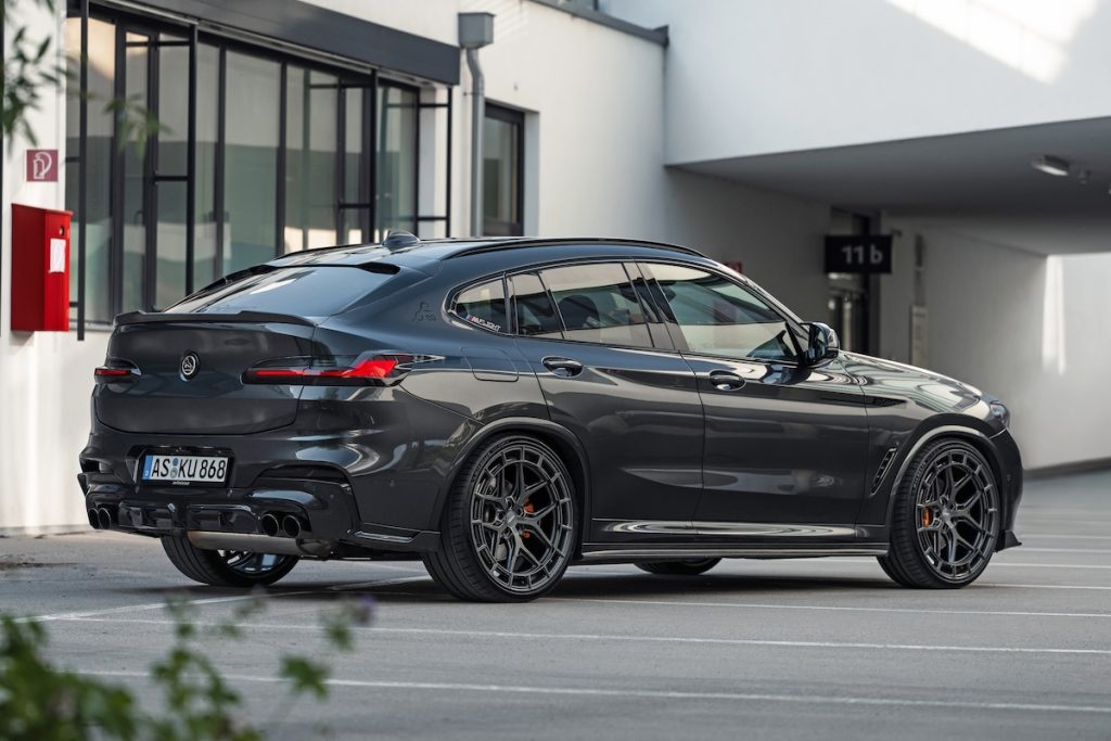 BMW G02 X4 M40i SUV-Coupé Tuning Extreme Customs Felgen Fahrwerk Bodykit Carbon Leistungssteigerung Lenkrad
