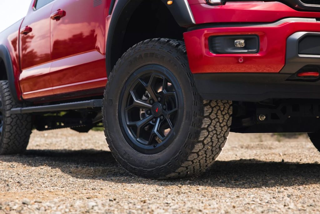Roush Performance RT6 Tuning Ford F-150 Pick-up Truck Fahrwerk Höherlegung Felgen Reifen Karosserieteile US-Car