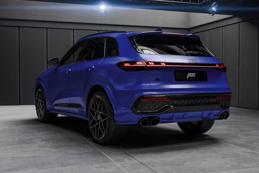 ABT Sportsline Audi SQ5 Tuning Leistungssteigerung Fahrwerk Tieferlegung Felgen Bodykit Karosserieteile Abgasendrohre SUV Topmodell