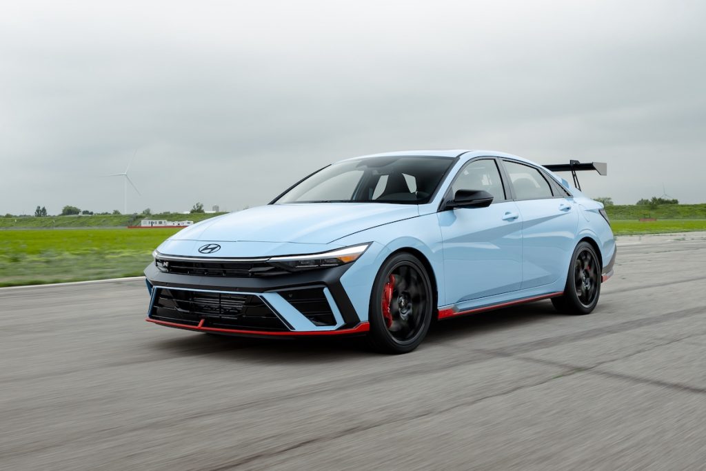 Hyundai Elantra N TCR Edition Sondermodell limitiert Limousine Topmodell Neuheit Premiere LA