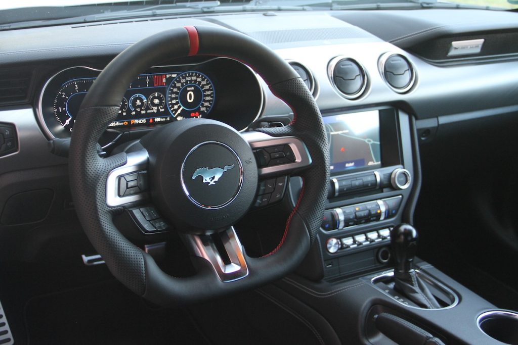 cardiologie Tuning Ford Mustang GT Fastback Bodykit Leistungssteigerung Kompressor Felgen Fahrwerk Bremsen Innenraum-Veredelung US-Muscle Car Coupé