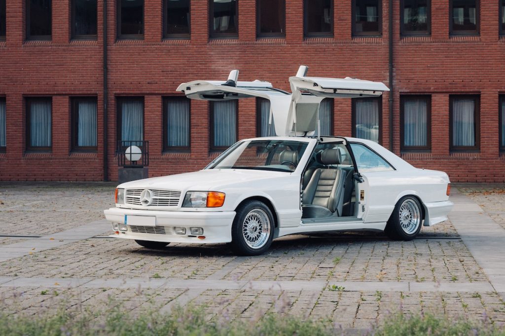 Styling Garage Mercedes C126 500 SEC Gullwing 1984 Sonderbau Flügeltüren RM Sotheby's Versteigerung Auktion