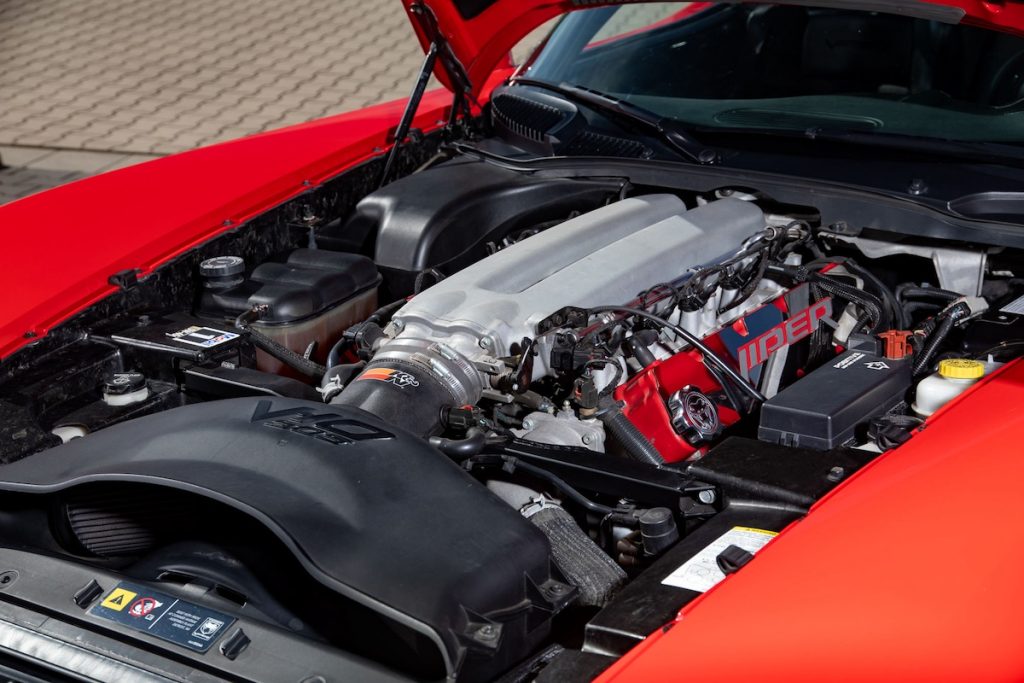 Dodge Viper SRT-10 Coupé Karosserieteile Abgasanlage Felgen Fahrwerk Innenraum-Veredelung US-Car Sportwagen