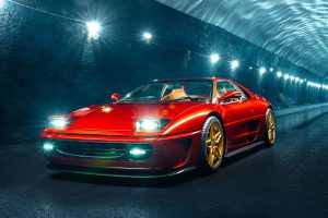 355 by Evoluto Restomod Mittelmotor-Sportwagen 90er Jahre Ferrari F355 Optimierung Modernisierung Motor Fahrwerk Bremsen Innenraum Neuausstattung Carbon-Karosserie Felgen