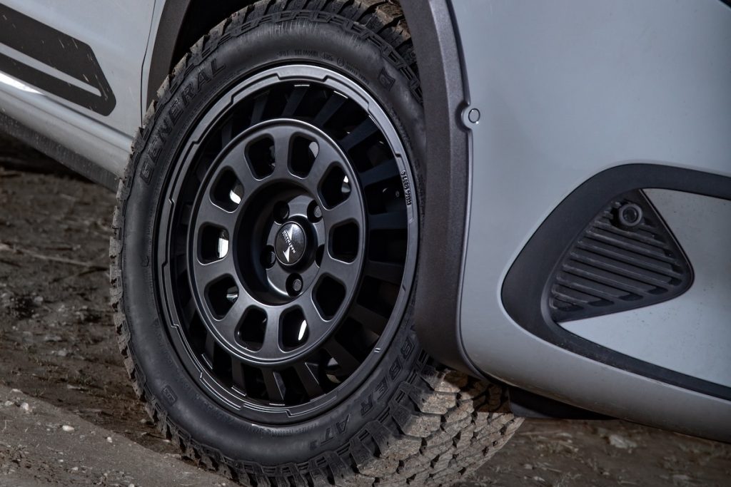 VANSPORTS.DE Rosier Vito 447 Tuning Offroad-Upgrade Karosserieteile Felgen Reifen Höherlegung Dachträger Van Nutzfahrzeug