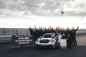 Porsche 911 GT3 RS Manthey-Kit setzt beeindruckende Rundenzeit!