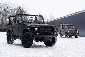 Expedition Motor Company EMC Restomod Wolf Mercedes-Benz 620 GE Camouflage-Optik Felgen Fahrwerk LS3 V8 Ottomotor Automatikgetriebe Innenraum-Upgrade Geländewagen Allradantrieb Militär
