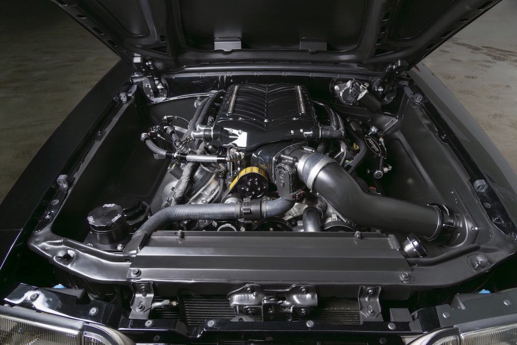 Velocity Ford Mustang LX Foxbody Tuning Restomod Coyote V8 Zehnstufen-Automatik Chassis Fahrwerk Felgen Bremsanlagen Innenraum USA SEMA Show