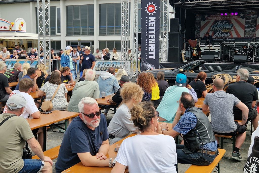 Chrom & Flammen Show 2026 Recklinghausen Saatbruchgelände Treffen Event US-Cars Klassiker Oldtimer Modern Muscle Cars