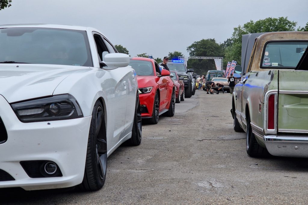 Chrom & Flammen Show 2026 Recklinghausen Saatbruchgelände Treffen Event US-Cars Klassiker Oldtimer Modern Muscle Cars