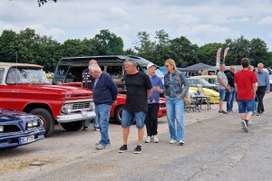 Chrom & Flammen Show 2026 Recklinghausen Saatbruchgelände Treffen Event US-Cars Klassiker Oldtimer Modern Muscle Cars