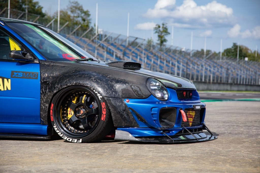 Subaru Impreza WRX STi Tuning Carbon Breitbau Bodykit Motor Leistungssteigerung Felgen Fahrwerk Airride Bremsen Innenraum-Veredleung Showcar Supairman