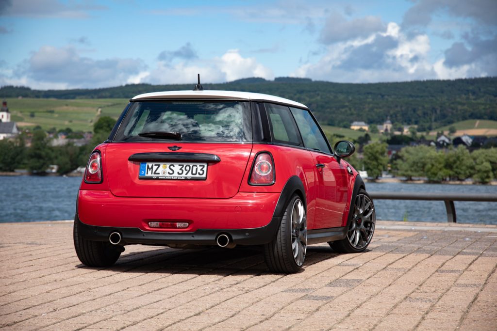 Maxi-Tuner.com MTC140 MINI Cooper R56 Leistungssteigerung Gewindefahrwerk Abgasanlage Felgen Karosserieteile Datendisplay