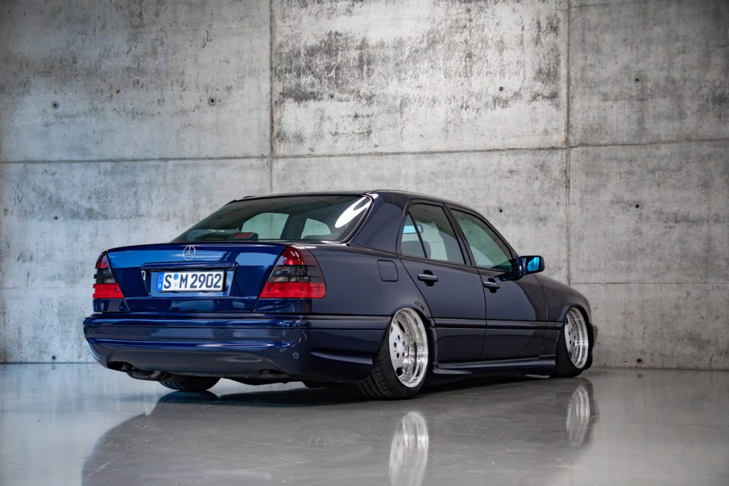 Mercedes-Benz W202 C 280 Limousine Tuning Karosserie-Uograde Luftfahrwerk Felgen Innenraum-Veredelung