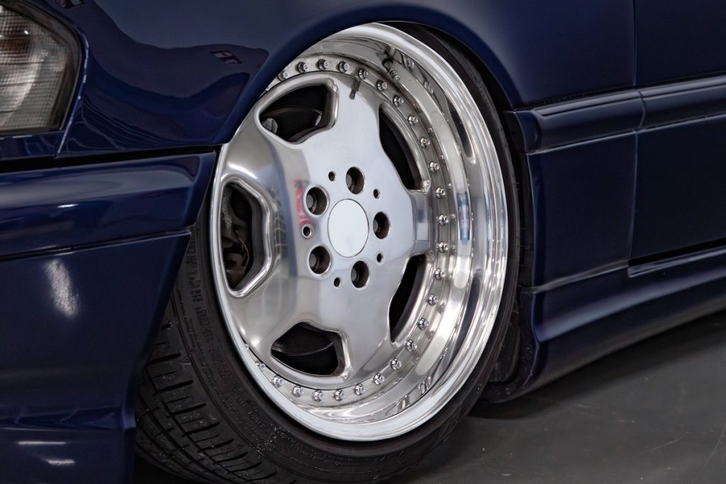Mercedes-Benz W202 C 280 Limousine Tuning Karosserie-Uograde Luftfahrwerk Felgen Innenraum-Veredelung