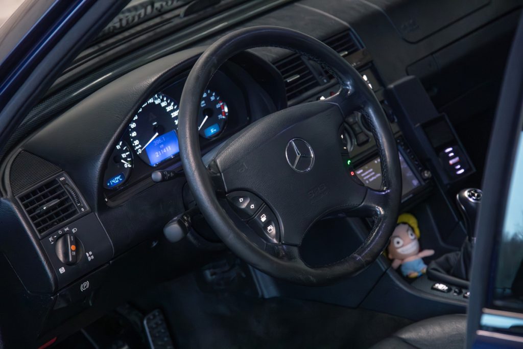 Mercedes-Benz W202 C 280 Limousine Tuning Karosserie-Uograde Luftfahrwerk Felgen Innenraum-Veredelung