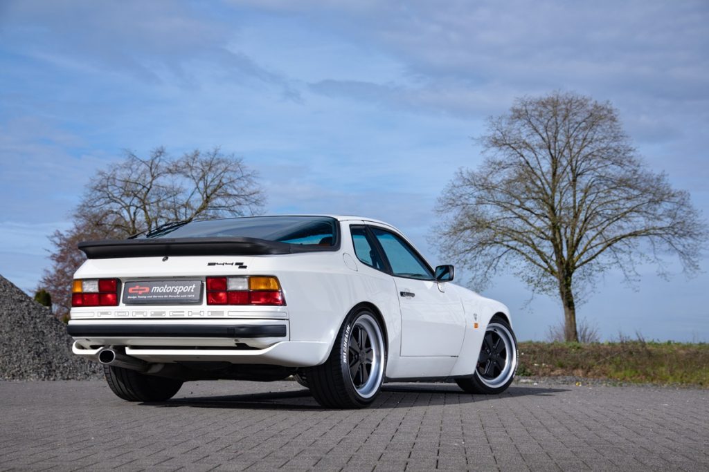 dp Motorsport Porsche 944 S2 Coupé Tuning Individualisierung Abgasanlage Fahrwerk Felgen Bremsanlage Innenraum-Veredelung