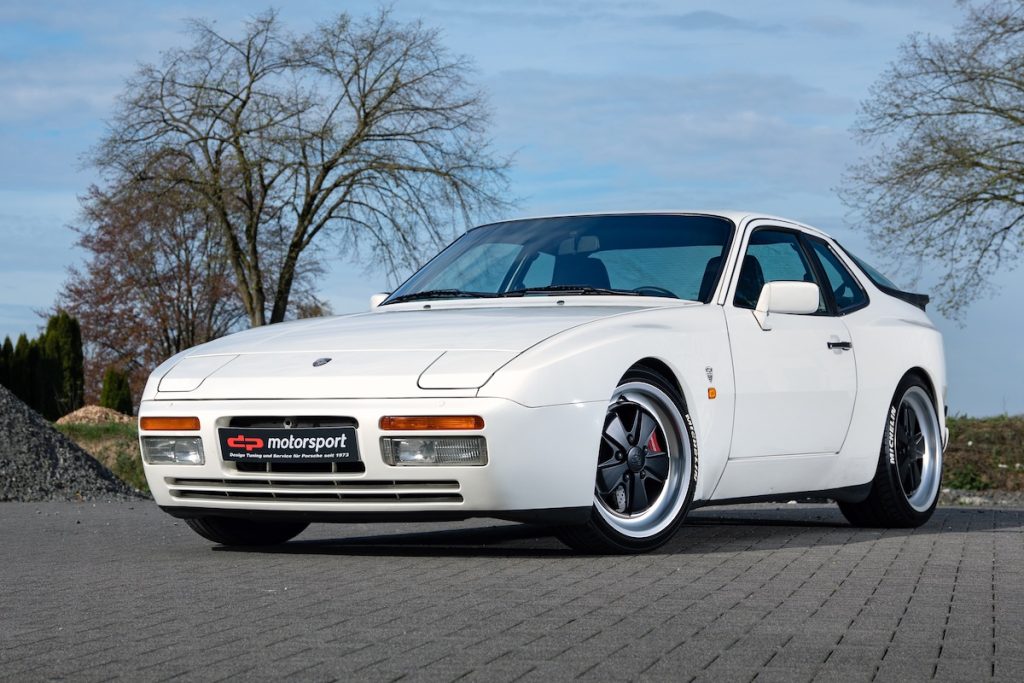 dp Motorsport Porsche 944 S2 Coupé Tuning Individualisierung Abgasanlage Fahrwerk Felgen Bremsanlage Innenraum-Veredelung