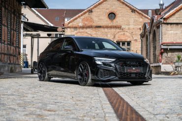 Barracuda Racing Wheels Audi S3 Sportback Tuning Felgen Räder Razzer Tieferlegung Gewindefahrwerk Kompaktklasse Hot Hatch