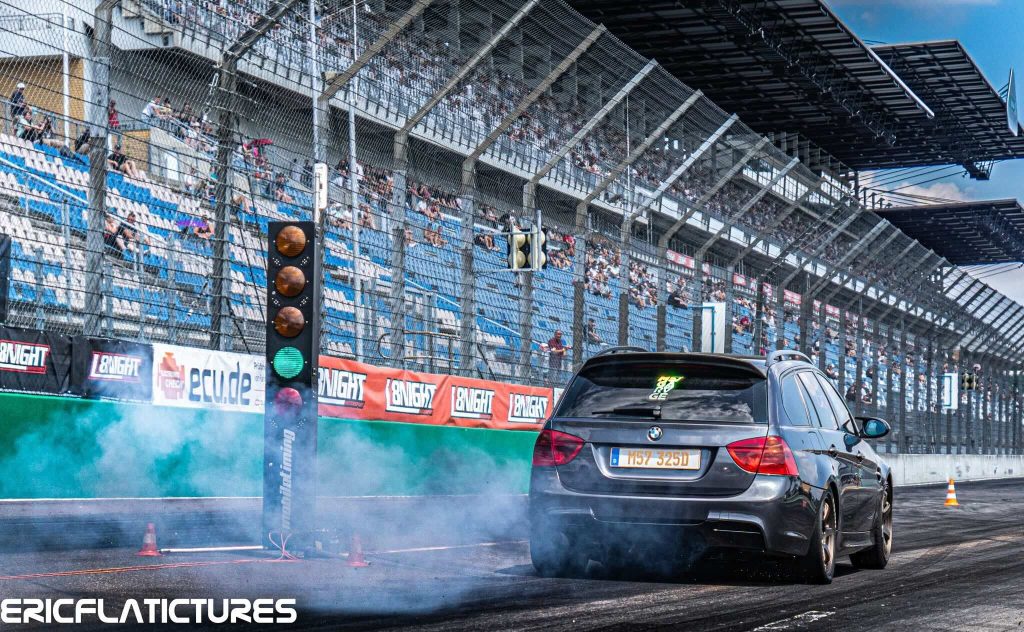 BMW E91 325d und E9x-Ladeluftkühler von Wagner Tuning