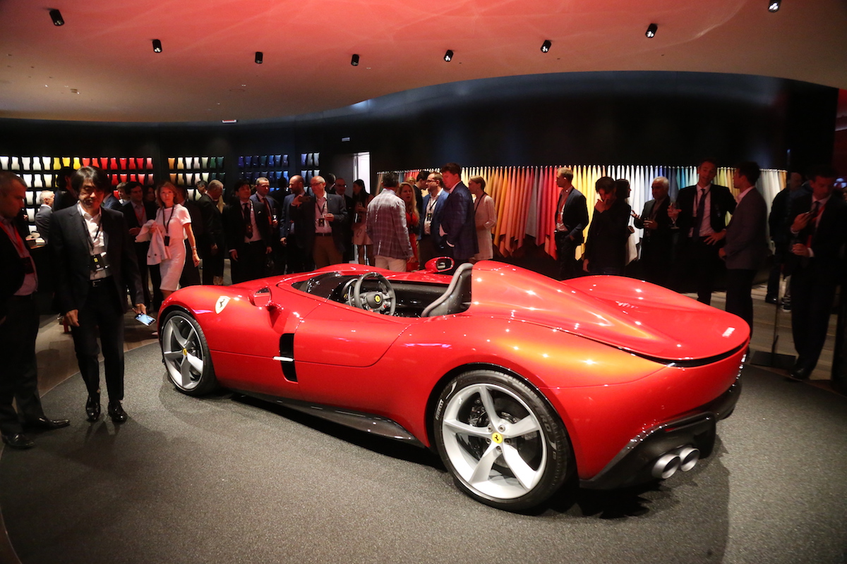 Ferrari Zeigt Monza Sp1 Und Monza Sp2 Eurotuner News