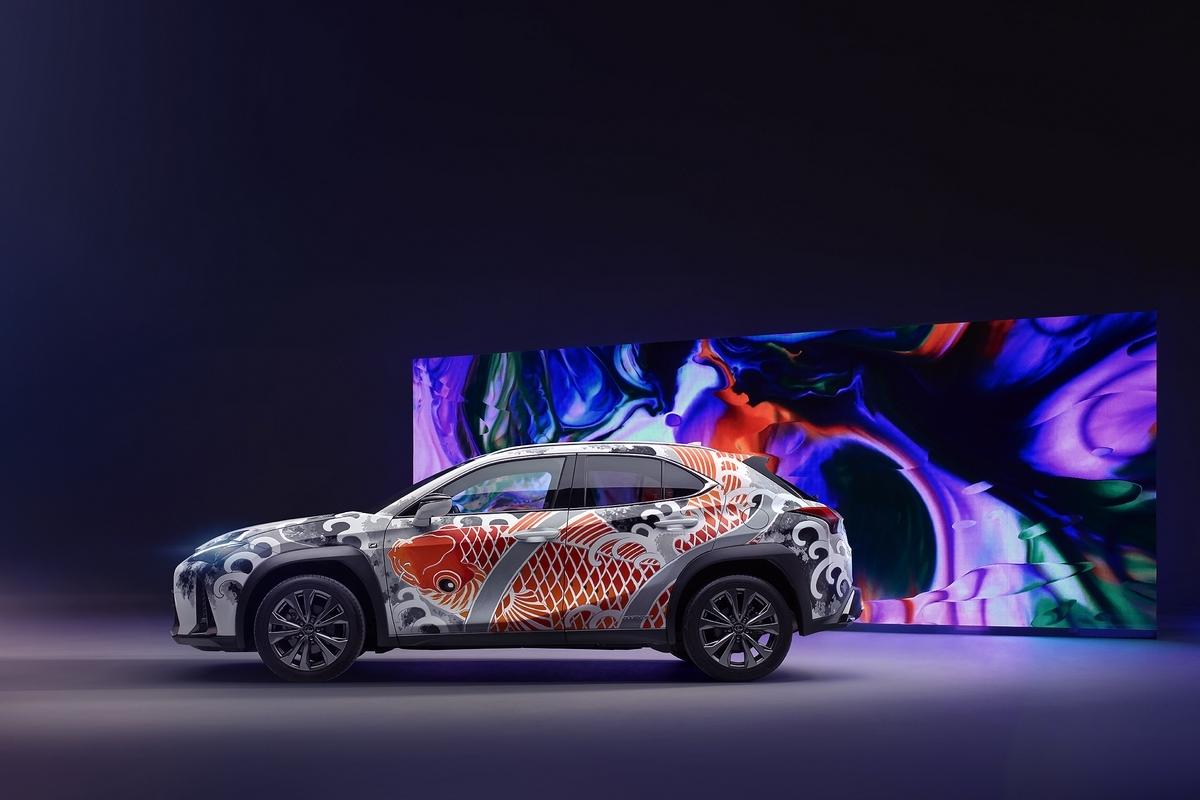 Lexus UX -Kompakt-SUV Tattoo Claudia De Sabe Art Car Großbritannien