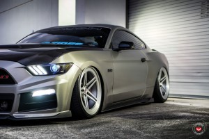 Ford Mustang GT von Vossen