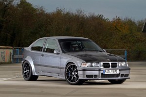 BMW E36 Compact 5.8 V10 von Mantec Racing