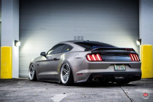 Ford Mustang GT von Vossen