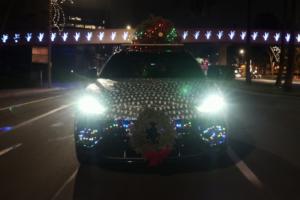 1016 Industries Harrison Woodruff Lamborghini Urus Geschenkpapier Weihnachten Baum Beleuchtung USA Hochleistungs-SUV Sportwagen