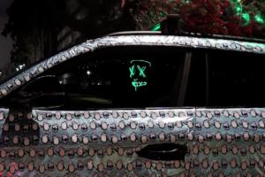 1016 Industries Harrison Woodruff Lamborghini Urus Geschenkpapier Weihnachten Baum Beleuchtung USA Hochleistungs-SUV Sportwagen