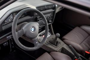 1987 BMW E30 M3 Encanced & Evolved by Redux Tuning Restomod Sportlimousine Topmodell Klassiker Carbon-Karosserie Leistungssteigerung Fahrwerk Schmiedefelgen Bremsanlage Innenausstattung