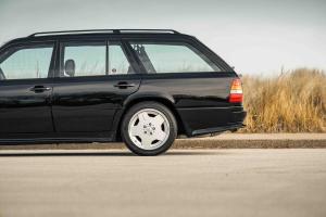 Klassik, Mercedes-Benz S124 300 TE 6.0 AMG