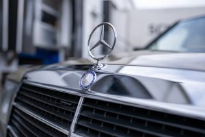 1989 Mercedes 190 E W201 Tuning Bodykit Luftfahrwerk Tieferlegung Felgen Innenraum-Veredelung Mittelklasse Limousine Klassiker Oldtimer Baby Benz