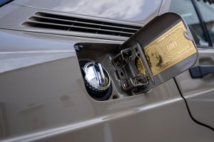 1989 Mercedes 190 E W201 Tuning Bodykit Luftfahrwerk Tieferlegung Felgen Innenraum-Veredelung Mittelklasse Limousine Klassiker Oldtimer Baby Benz