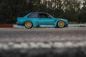 Schwedischer BMW E30-Driftstar